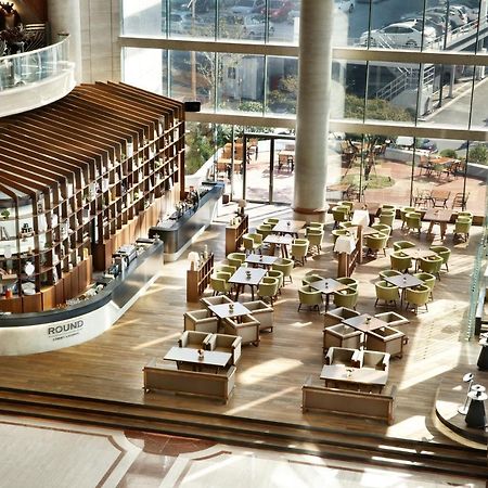 Haeundae Grand Hotel Busan Restaurant photo The lobby of the hotel