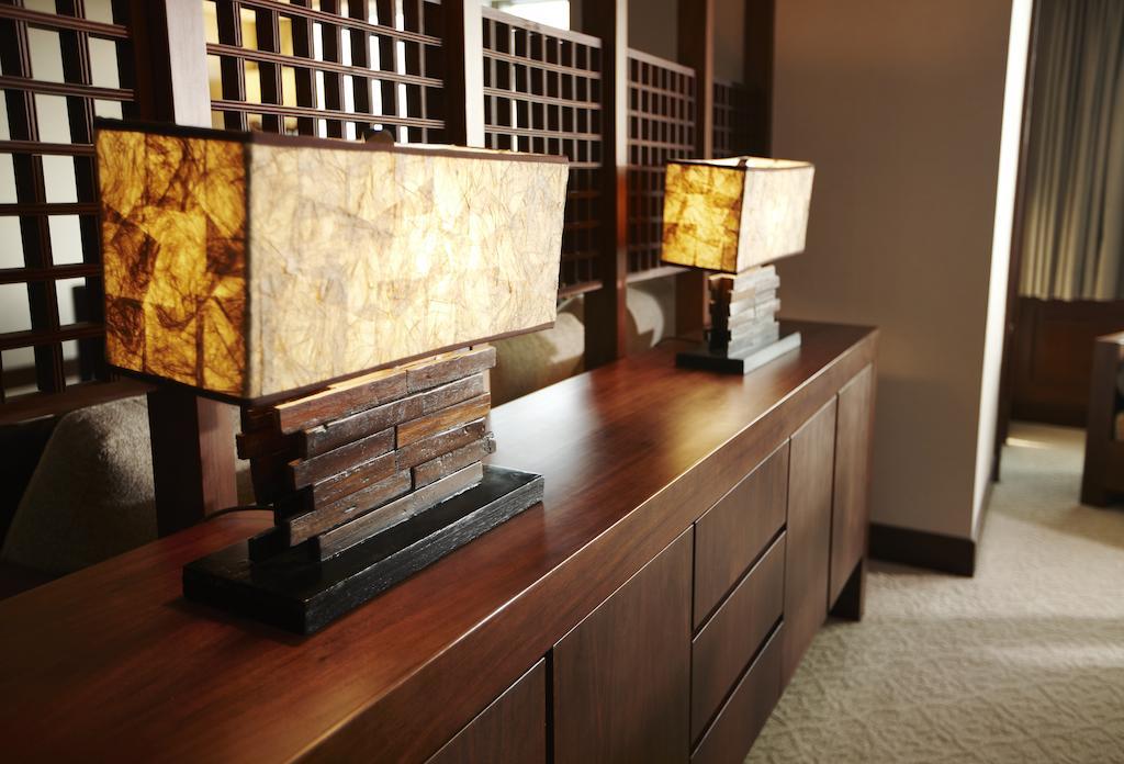 Haeundae Grand Hotel Busan Exterior photo A pair of table lamps